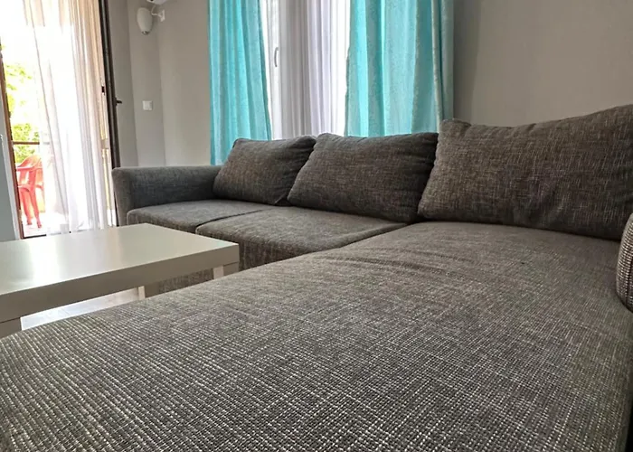 La Kameya Πανσιόν