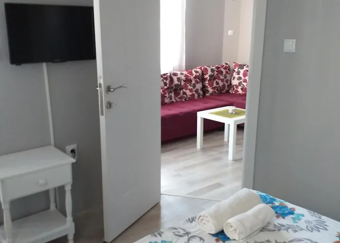 Πανσιόν La Kameya